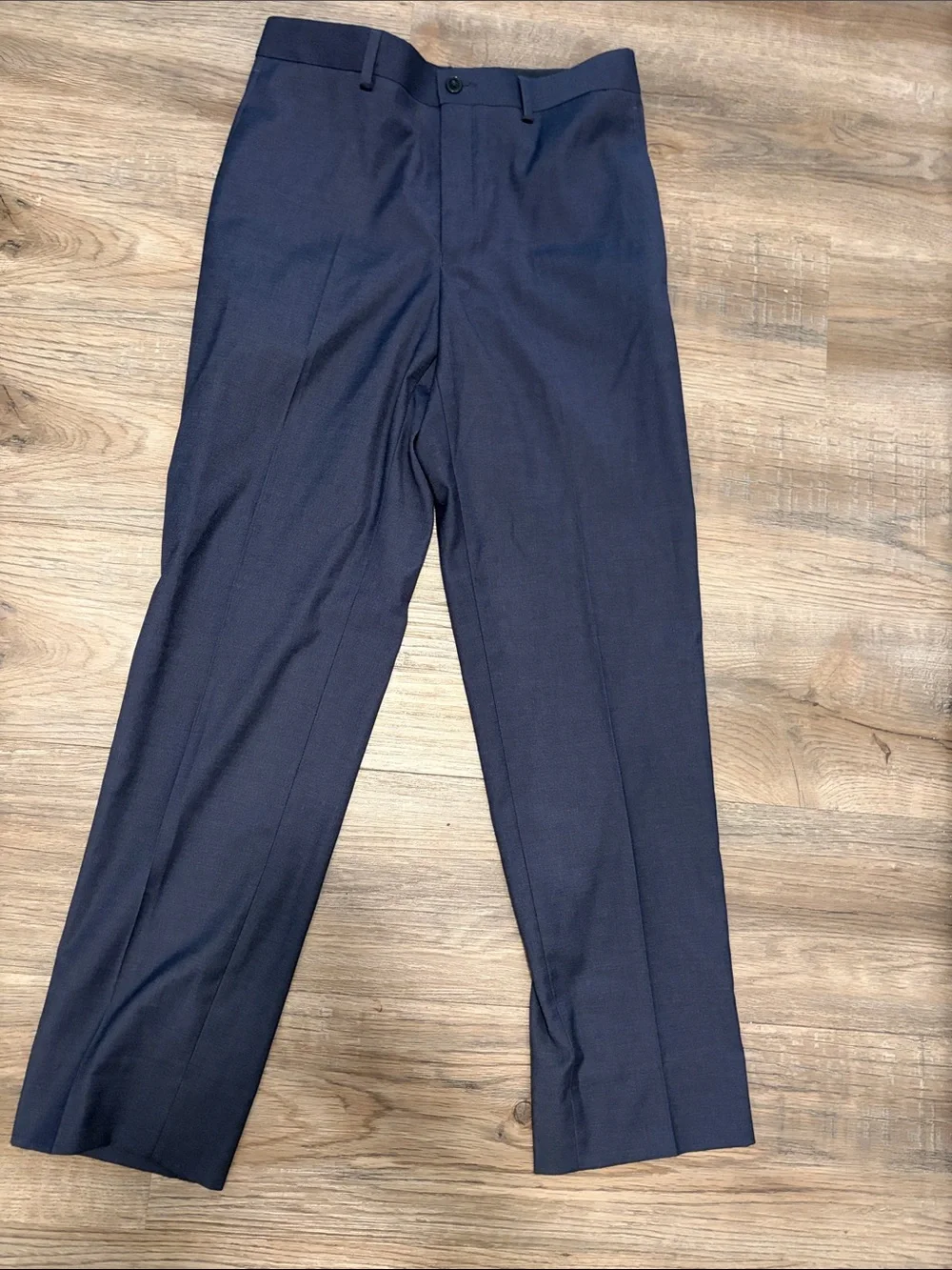 Joseph Abboud Navy Boys' Suit size 14/16
